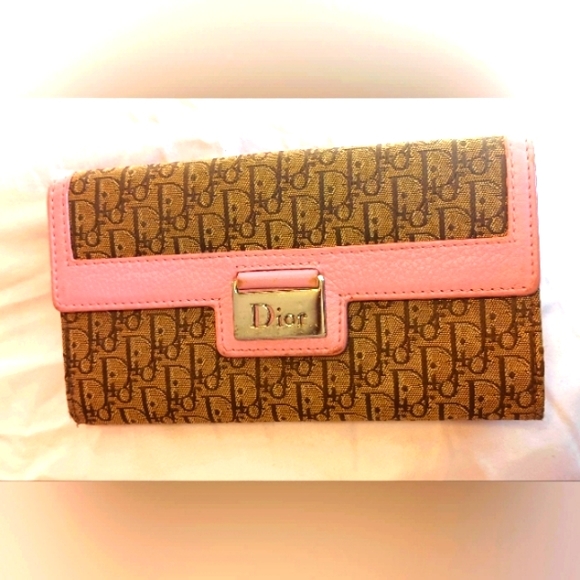 Dior Handbags - Dior Leather Long Wallet 7x4 pink/tan